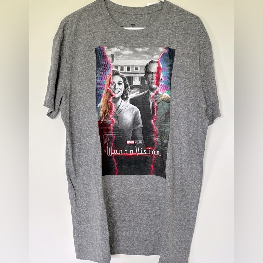 Old Navy Marvel Studios Wanda Vision T-shirt- XL NWT